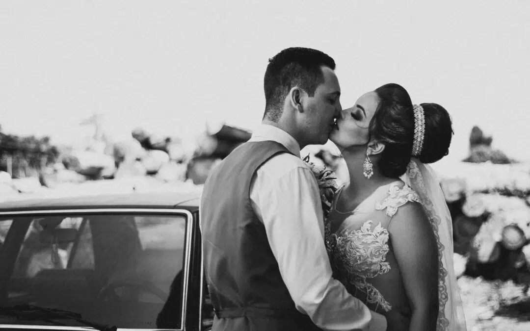 8 Show Stopping Grand Wedding Exit Ideas