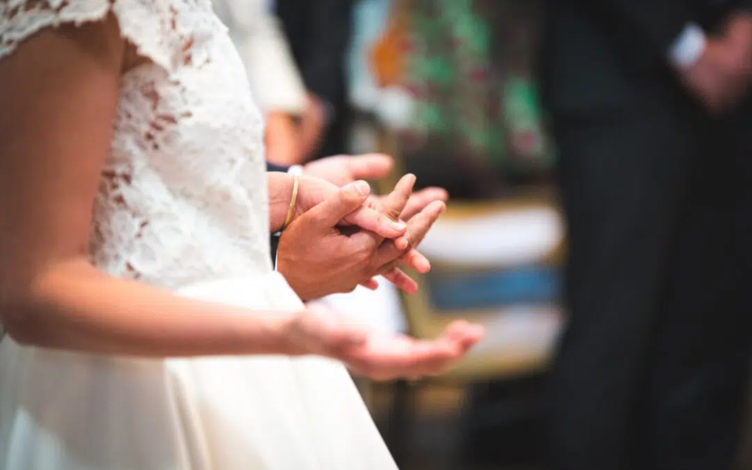 10 Unique Unity Ceremony Ideas To Make Your Wedding Extra Special